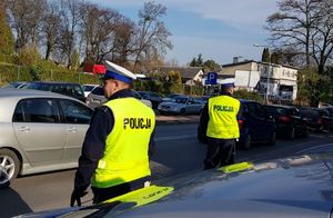 Policjanci RD podczas akcji Znicz w Nałęczowie