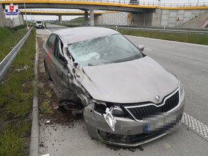 rozbita skoda na s17