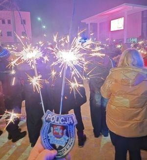 zimne ognie tarcza na mundur  KPP w Puławach