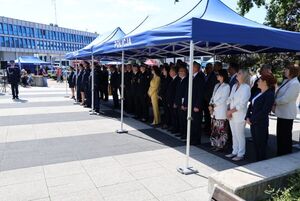 goście pod namiotami