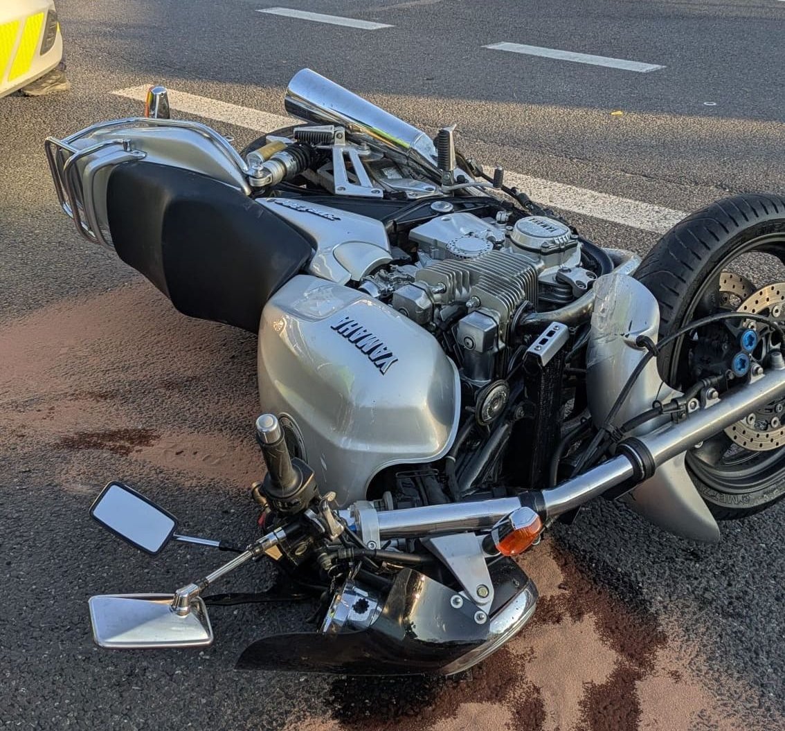 Kolizja w Puławach: Dacia nie ustąpiła pierwszeństwa motocyklistowi